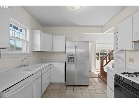 4536 NE 27th Avenue Portland OR 97211