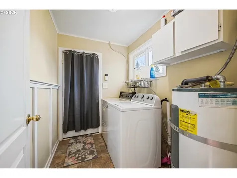 1002 N 10th Avenue Kelso WA 98626