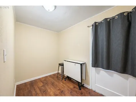 1002 N 10th Avenue Kelso WA 98626