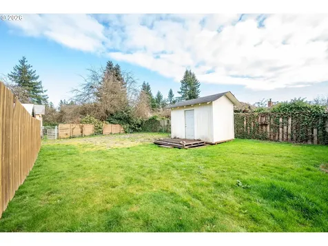 1002 N 10th Avenue Kelso WA 98626
