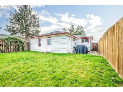 1002 N 10th Avenue Kelso WA 98626