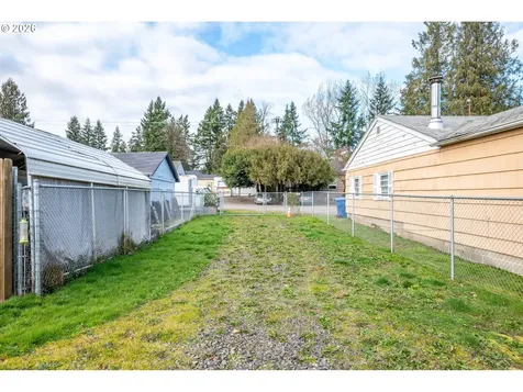 1002 N 10th Avenue Kelso WA 98626