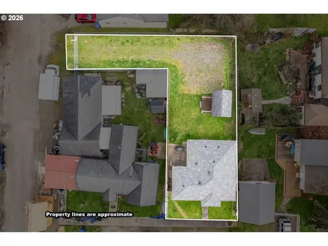 1002 N 10th Avenue Kelso WA 98626