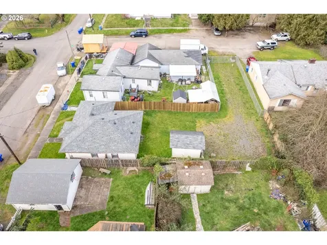 1002 N 10th Avenue Kelso WA 98626