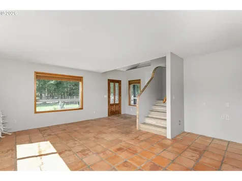 295 Kangas Road Toledo WA 98591