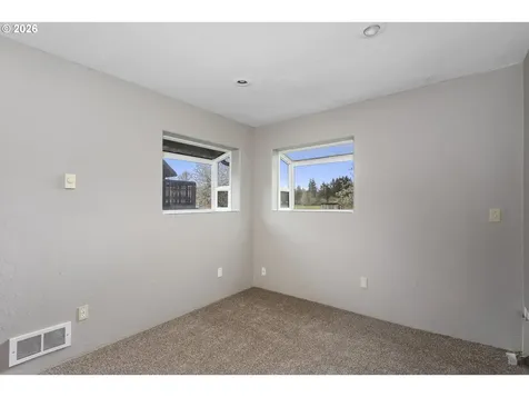 295 Kangas Road Toledo WA 98591