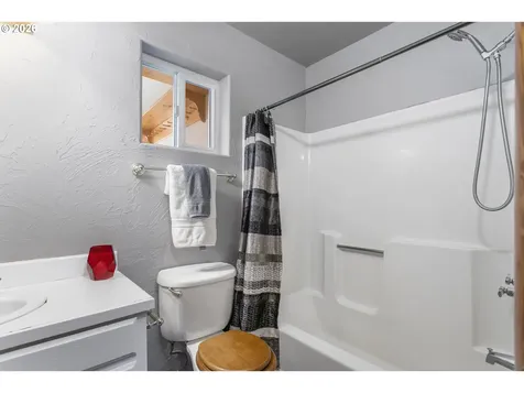 295 Kangas Road Toledo WA 98591