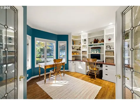 1333 Victorian Way Eugene OR 97401