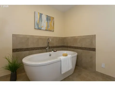 13555 SW Hiteon Court Beaverton OR 97008