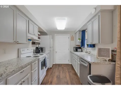 155 Vista Drive Tillamook OR 97141