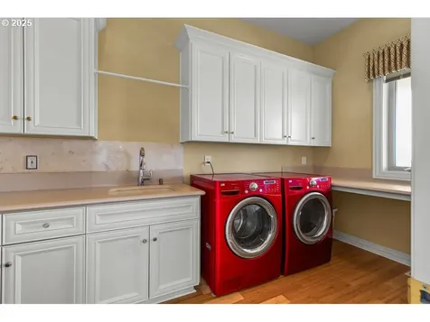 9337 SE Pennington Court Happy Valley OR 97086
