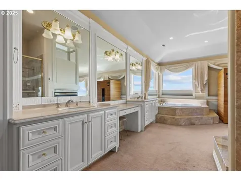 9337 SE Pennington Court Happy Valley OR 97086