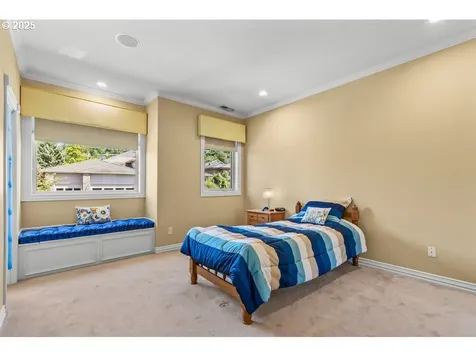 9337 SE Pennington Court Happy Valley OR 97086