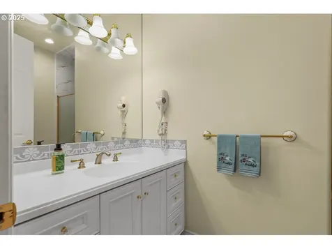 9337 SE Pennington Court Happy Valley OR 97086