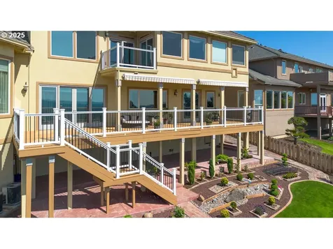 9337 SE Pennington Court Happy Valley OR 97086