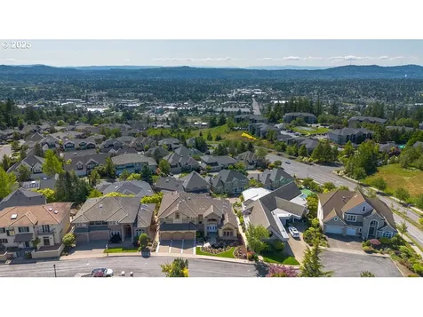 9337 SE Pennington Court Happy Valley OR 97086