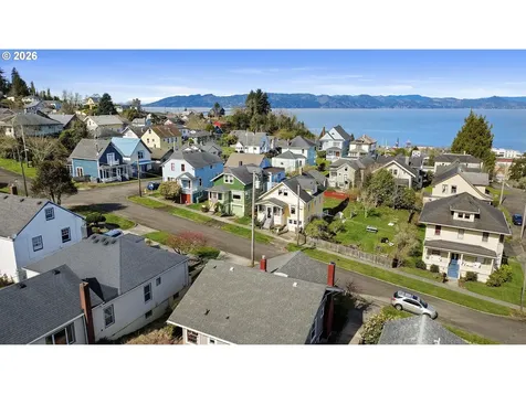 663 Harrison Avenue Astoria OR 97103