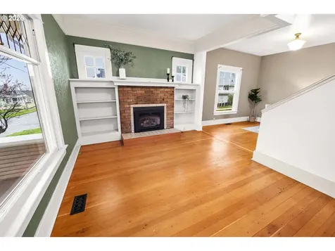 663 Harrison Avenue Astoria OR 97103