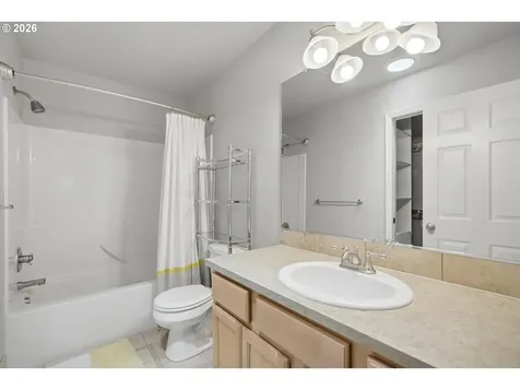 1334 NE 118th Avenue Portland OR 97220