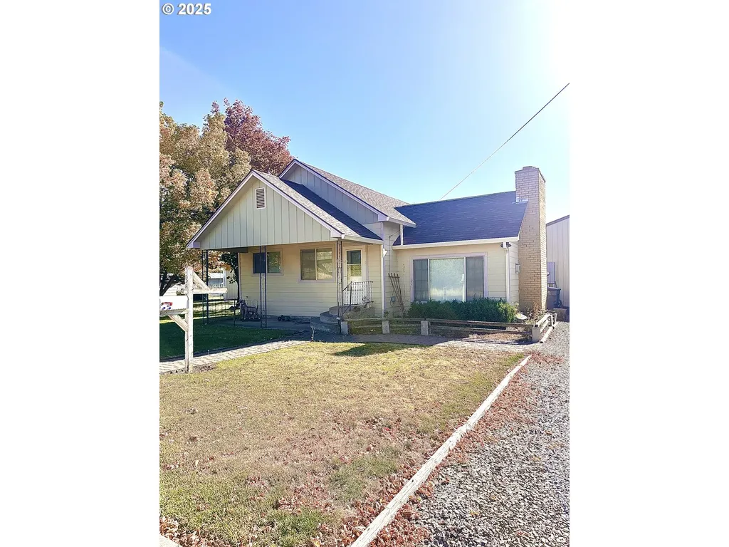 702 Lake Avenue La Grande OR 97850
