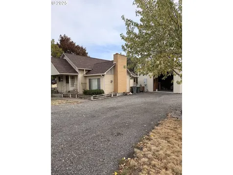 702 Lake Avenue La Grande OR 97850