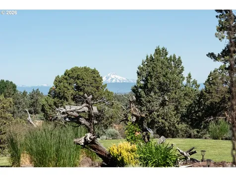 4101 NW 21st Street Redmond OR 97756