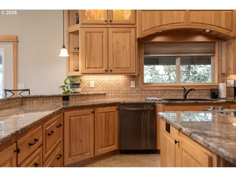 4101 NW 21st Street Redmond OR 97756