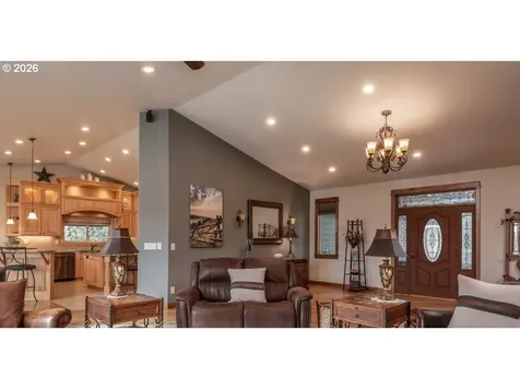 4101 NW 21st Street Redmond OR 97756