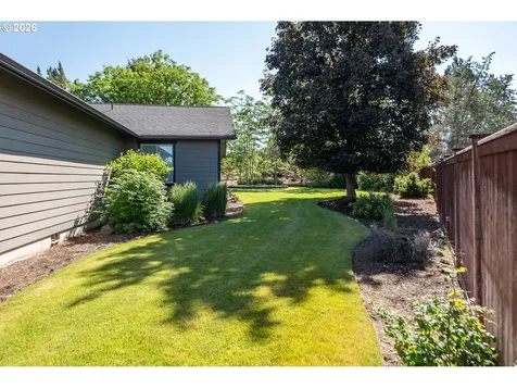 4101 NW 21st Street Redmond OR 97756