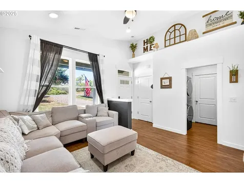 215 S Pekin Road Woodland WA 98674