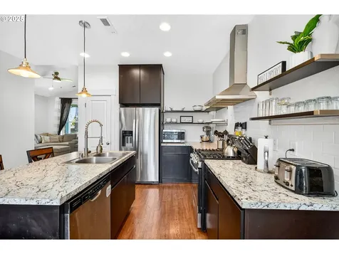 215 S Pekin Road Woodland WA 98674