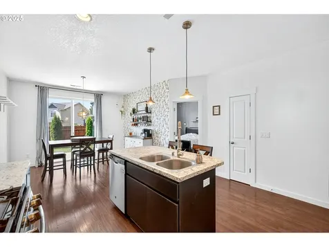 215 S Pekin Road Woodland WA 98674