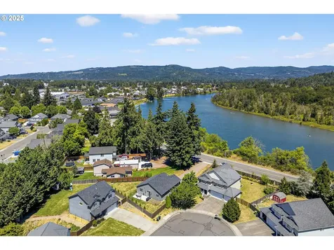 215 S Pekin Road Woodland WA 98674