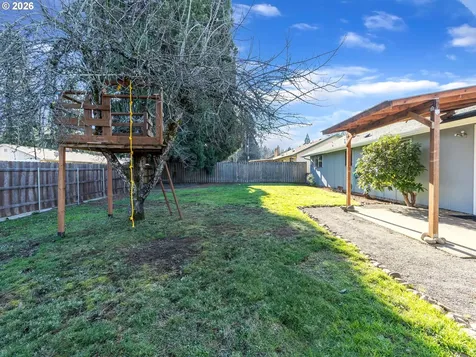4974 Nina Avenue SE Salem OR 97302