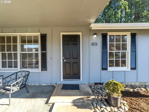 4974 Nina Avenue SE Salem OR 97302