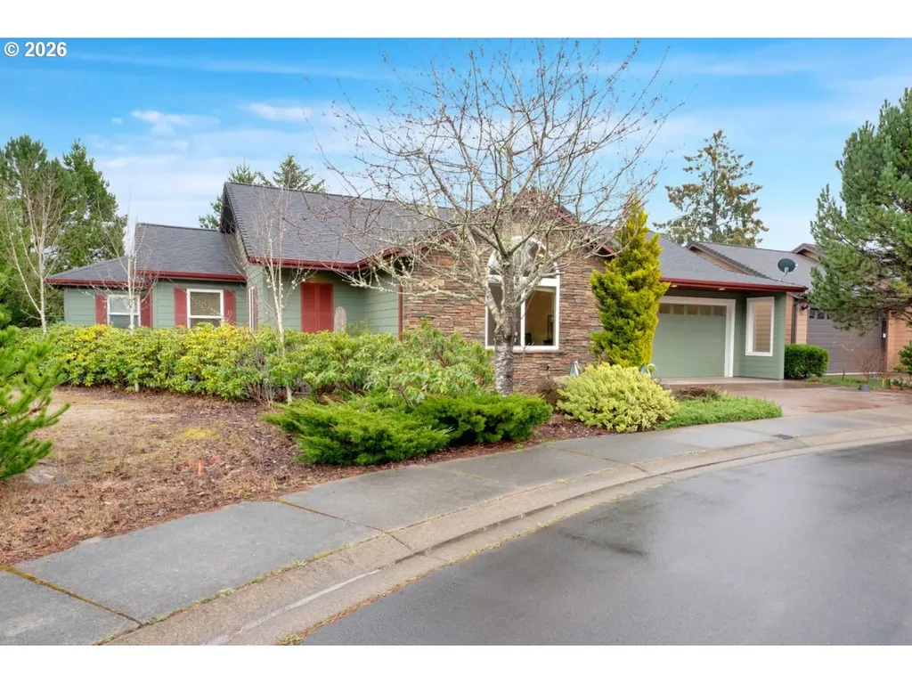 1630 38th Loop Florence OR 97439