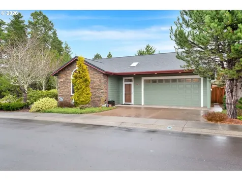 1630 38th Loop Florence OR 97439