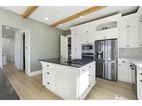 2355 Tuscana Avenue Salem OR 97306