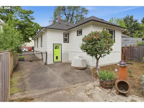 334 SE 78th Avenue Portland OR 97215