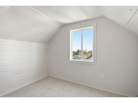 1523 NE 12th Street Lincoln City OR 97367