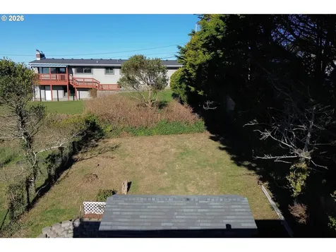 1523 NE 12th Street Lincoln City OR 97367