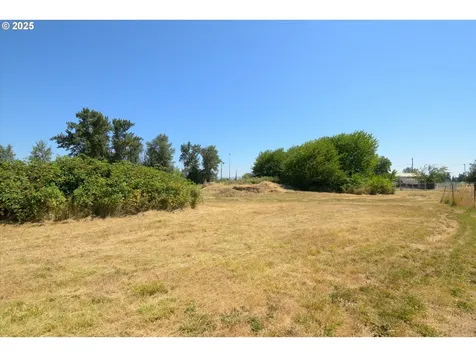 2002 Kintyre Street Eugene OR 97402