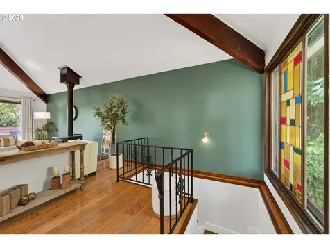 4131 SW Chesapeak Avenue Portland OR 97239