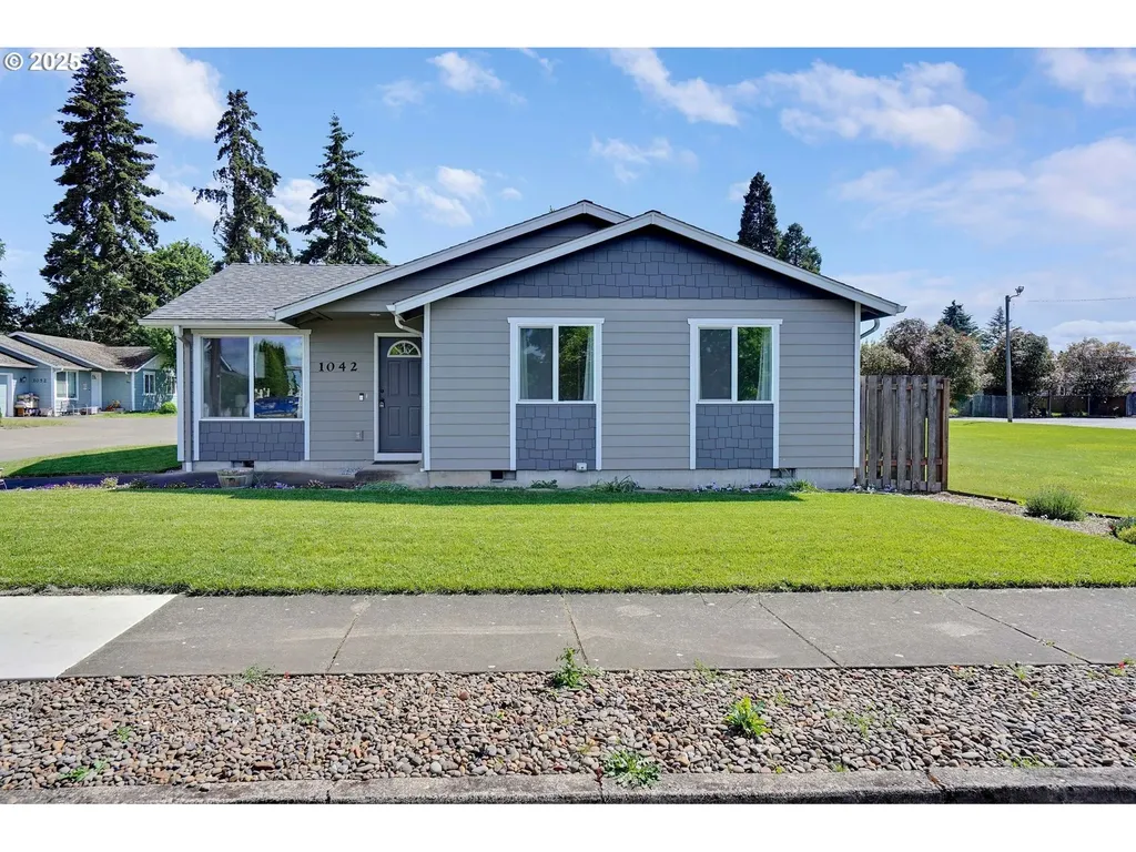 1042 18th Avenue SE Albany OR 97322
