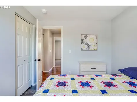 1042 18th Avenue SE Albany OR 97322