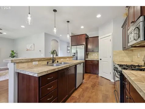 3520 N 6th Circle Ridgefield WA 98642