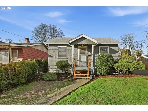 650 E Fairfield Street Gladstone OR 97027