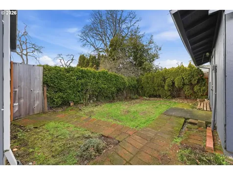 650 E Fairfield Street Gladstone OR 97027