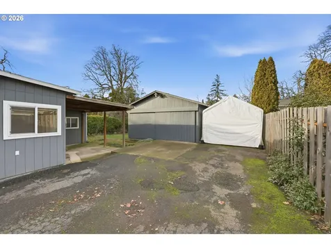 650 E Fairfield Street Gladstone OR 97027