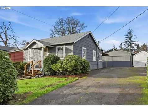 650 E Fairfield Street Gladstone OR 97027